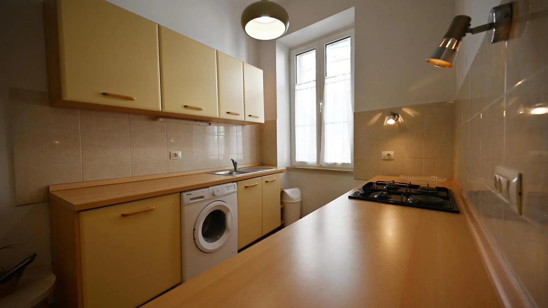Carera City Rovinj 0*,